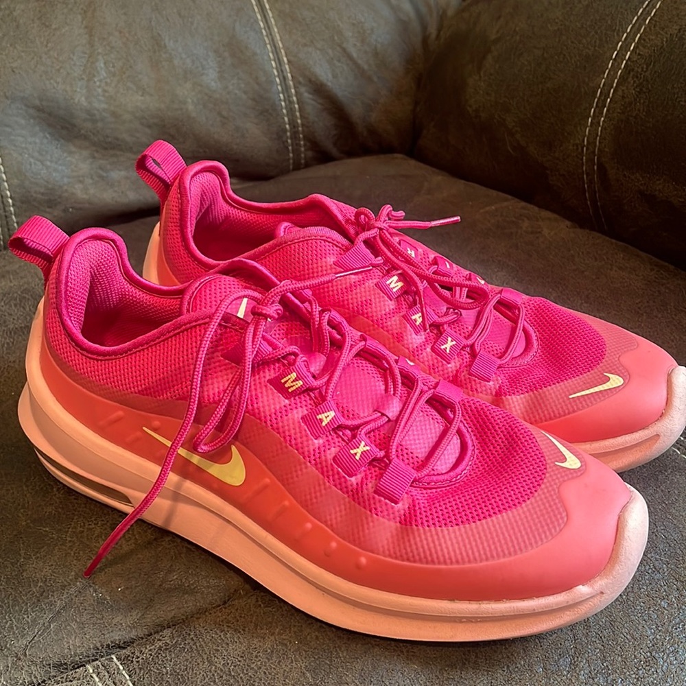 Women’s Nike Air Max